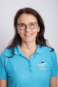 Dr. Andrea Faust